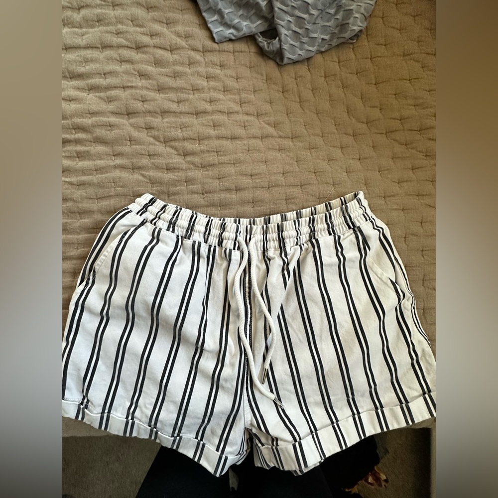 stripped shorts